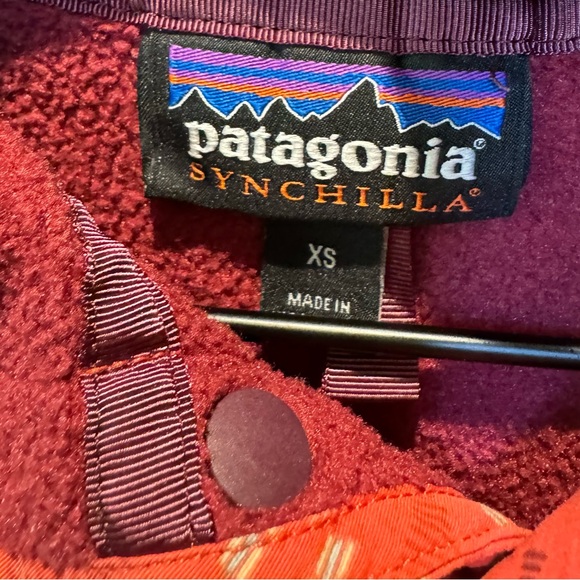 Patagonia Synchilla Pullover Fleece Burgundy Maroon Red Aztec Print XS - Picture 3 of 3
